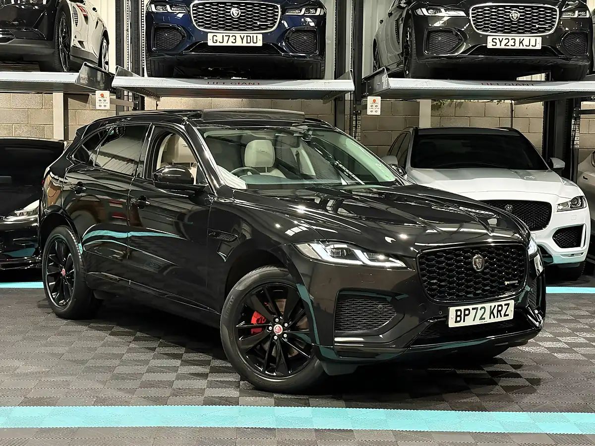Used 2022 Jaguar F-Pace R-Dynamic Black Black - Front View