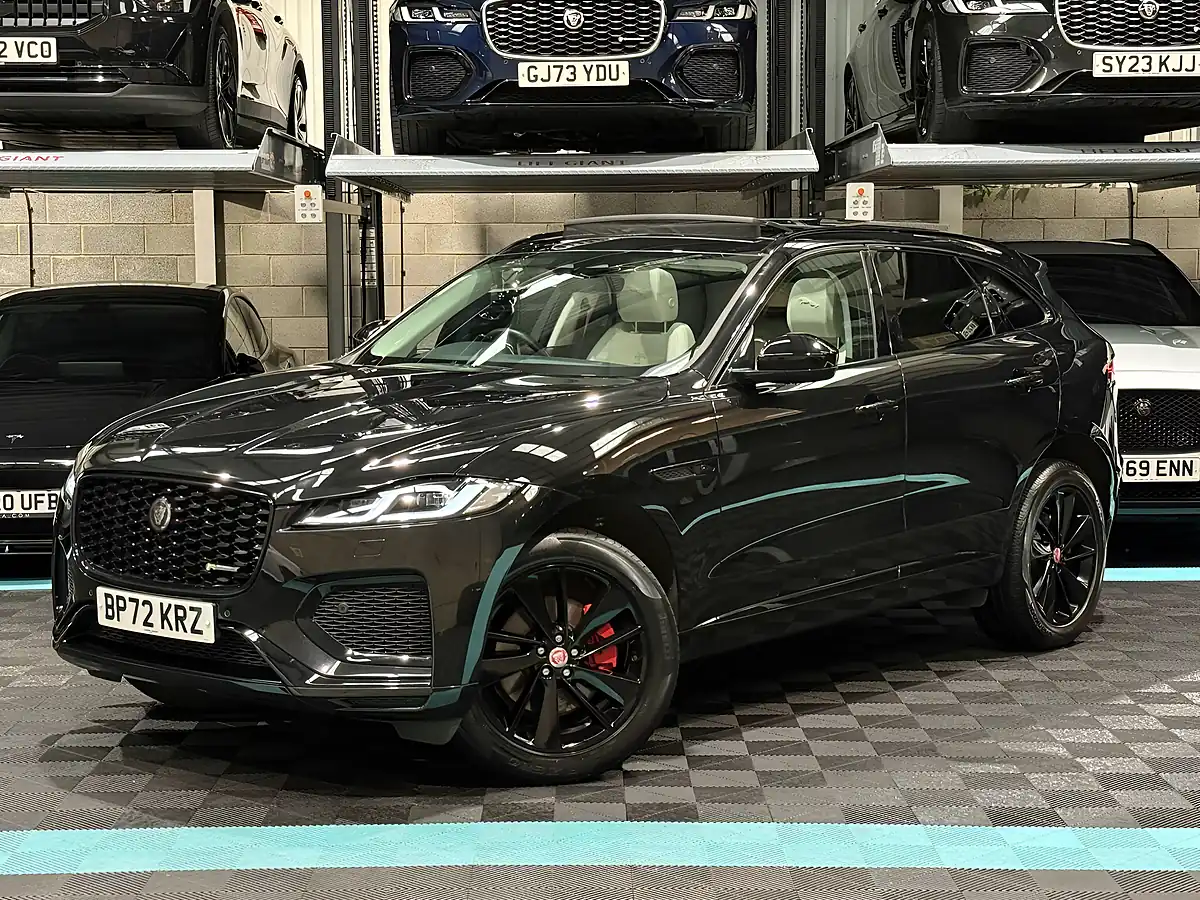 Used 2022 Jaguar F-Pace R-Dynamic Black Black - Interior and Exterior details 5