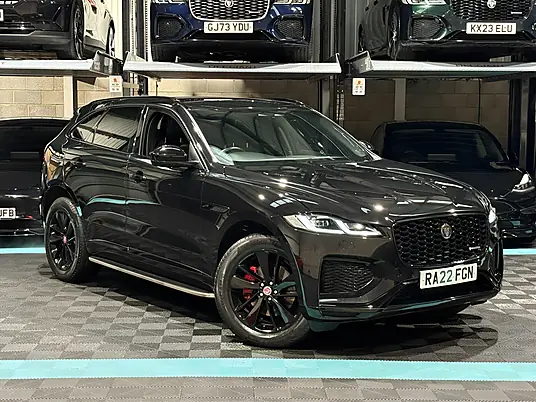 2022 Jaguar F-PACE P250i R-Dynamic Black