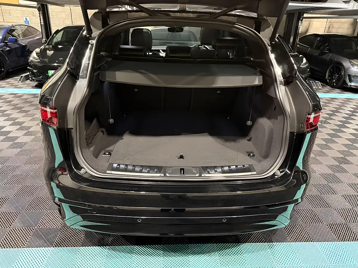 Used 2022 Jaguar F-Pace R-Dynamic Black Black - Interior and Exterior details 14