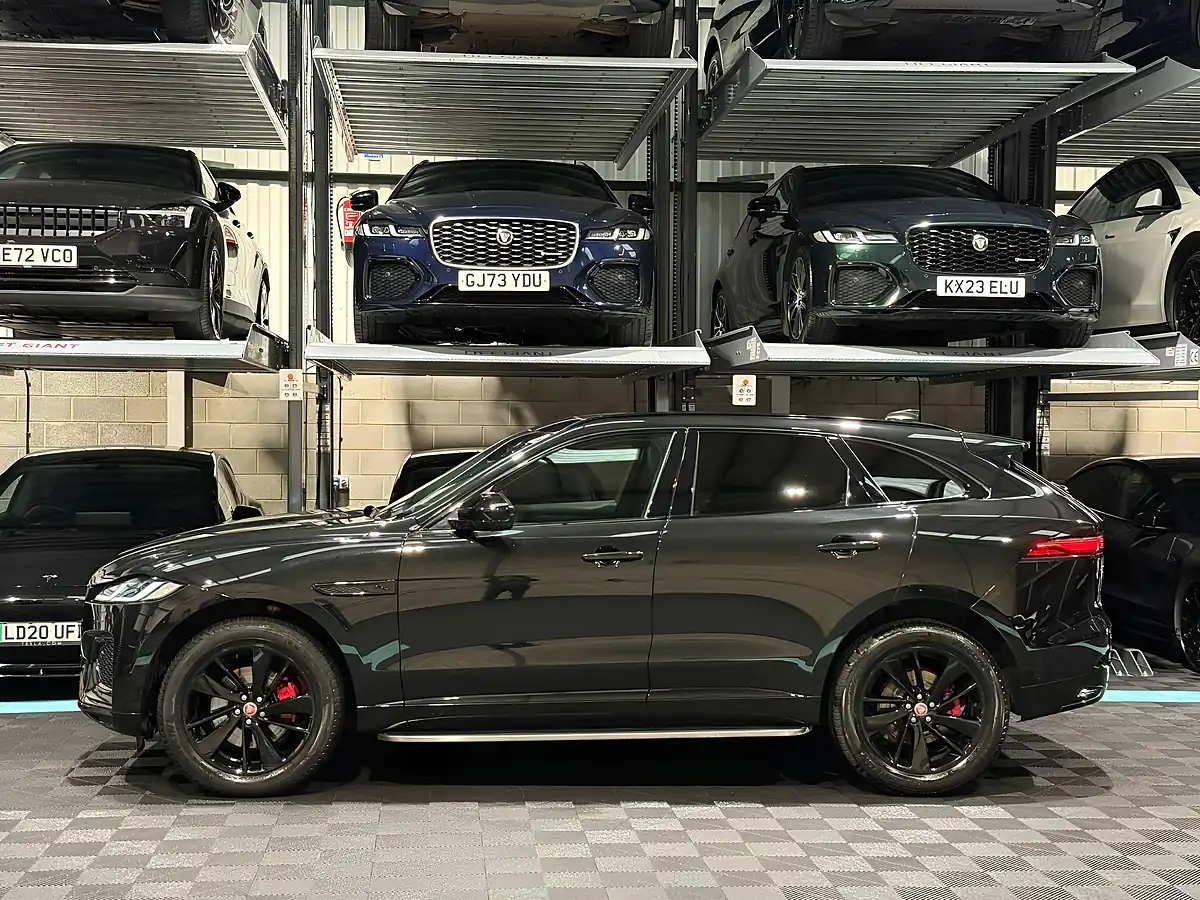 Used 2022 Jaguar F-Pace R-Dynamic Black Black - Interior and Exterior details 5