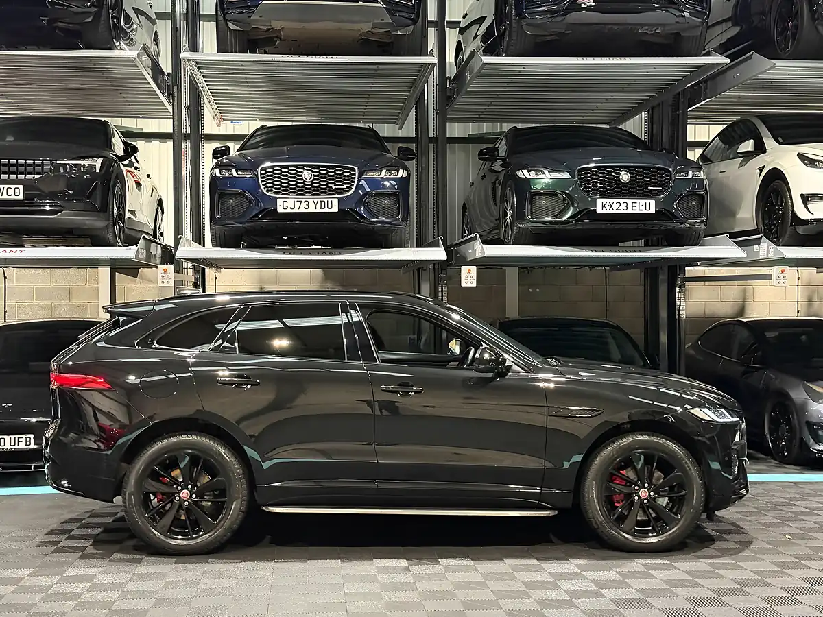 Used 2022 Jaguar F-Pace R-Dynamic Black Black - Interior and Exterior details 9
