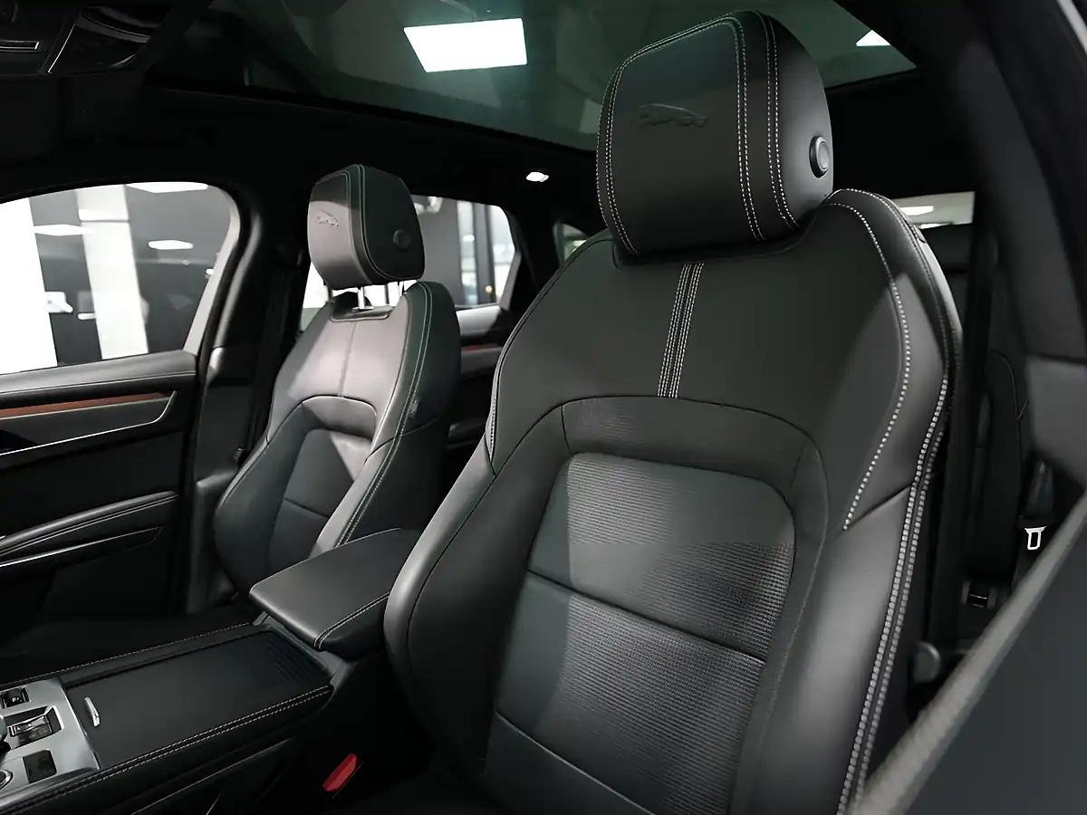 Used 2022 Jaguar F-Pace R-Dynamic Black Santorini Black - Interior and Exterior details 14
