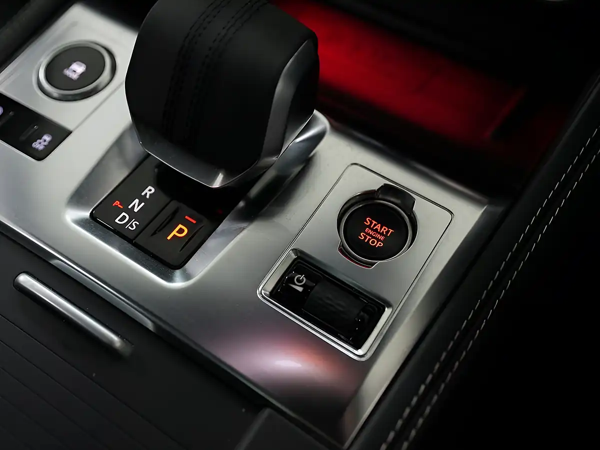 Used 2022 Jaguar F-Pace R-Dynamic Black Santorini Black - Interior and Exterior details 15