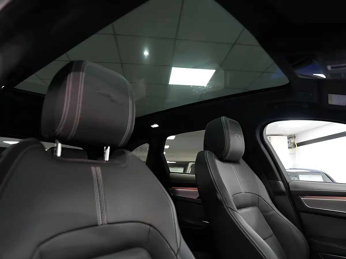 Used 2022 Jaguar F-Pace R-Dynamic Black Santorini Black - Interior and Exterior details 3