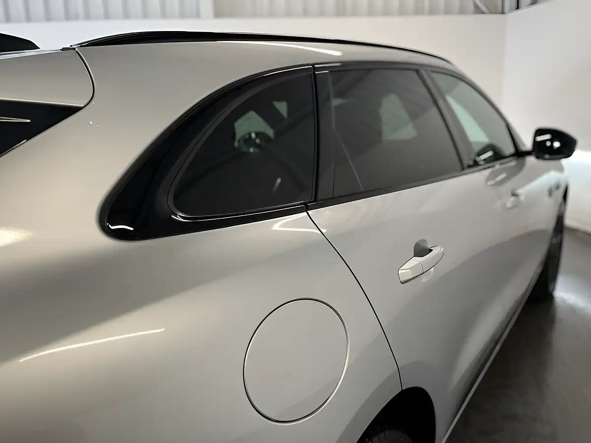Used 2022 Jaguar F-Pace R-Dynamic Black Silver - Interior and Exterior details 12