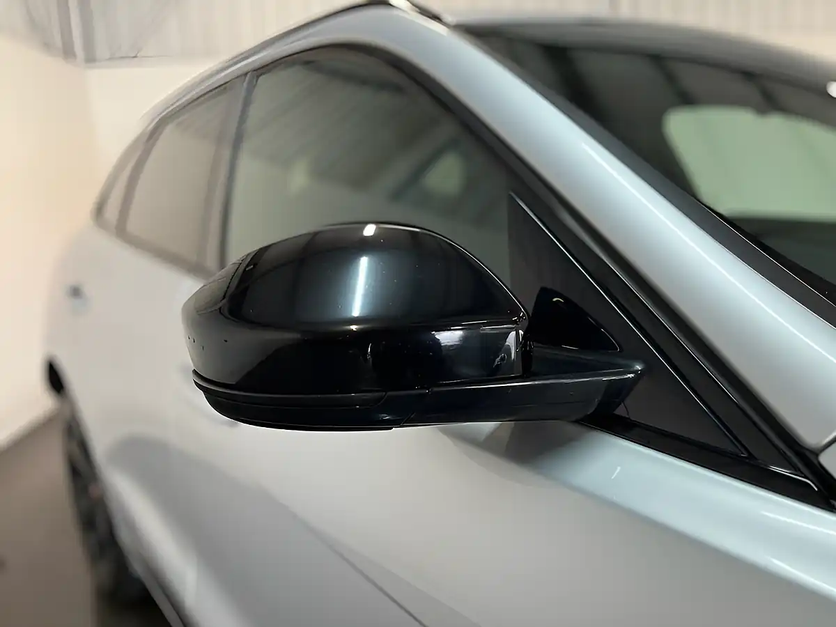 Used 2022 Jaguar F-Pace R-Dynamic Black Silver - Interior and Exterior details 7