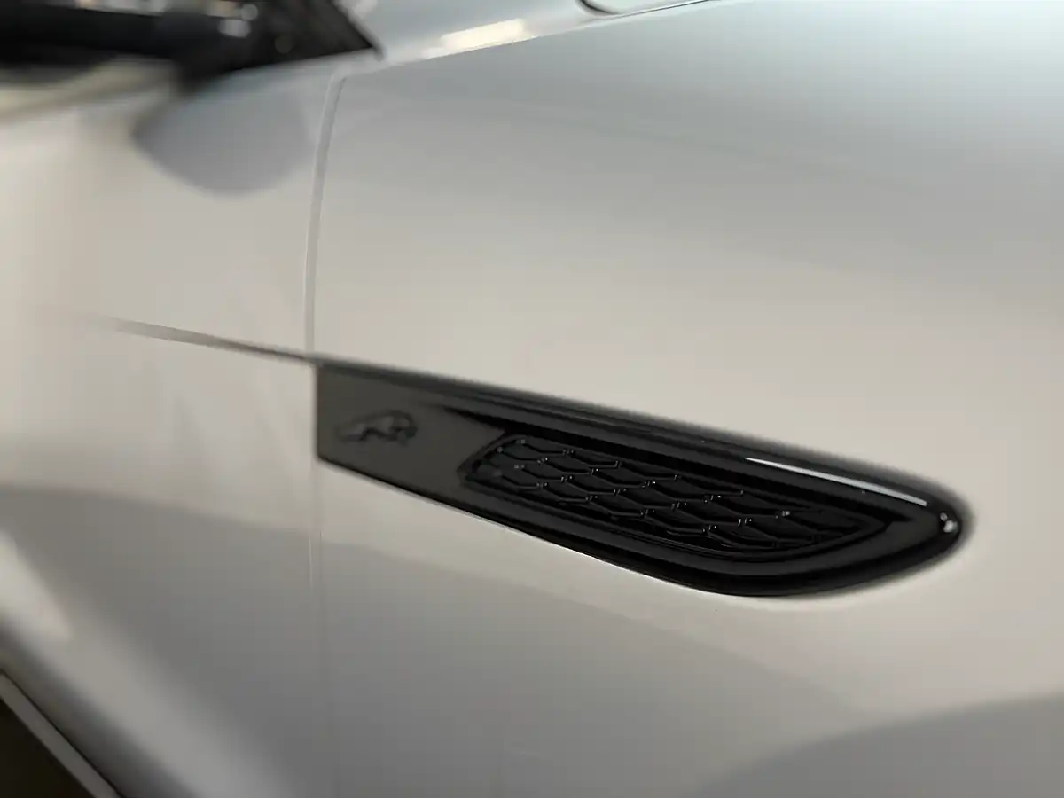 Used 2022 Jaguar F-Pace R-Dynamic Black Silver - Interior and Exterior details 8