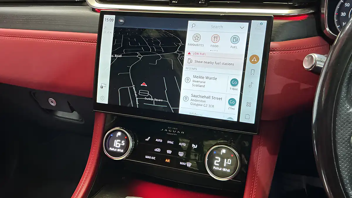 Used 2022 Jaguar F-Pace R-Dynamic Hse Ultimate Black - Interior and Exterior details 19