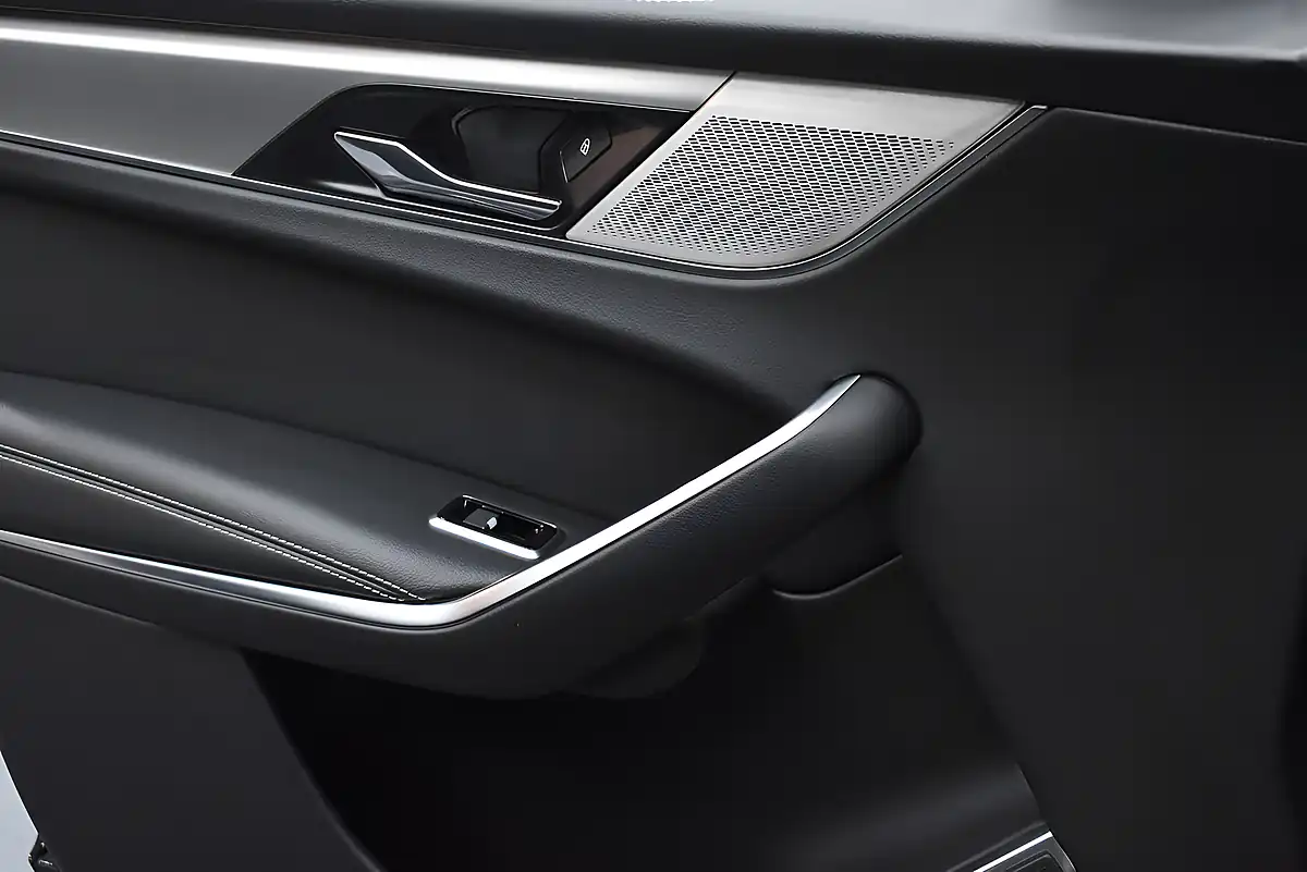 Used 2022 Jaguar F-Pace R-Dynamic S Black - Interior and Exterior details 13