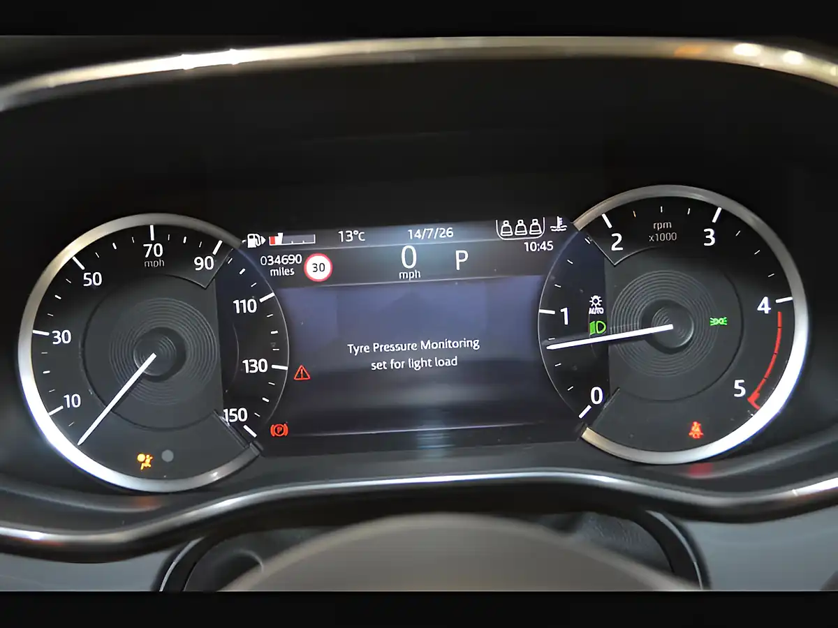 Used 2022 Jaguar F-Pace R-Dynamic S Eiger Grey - Interior and Exterior details 16