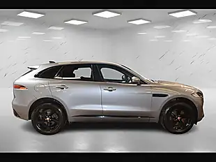 Used 2022 Jaguar F-Pace R-Dynamic S Eiger Grey - Interior and Exterior details 5