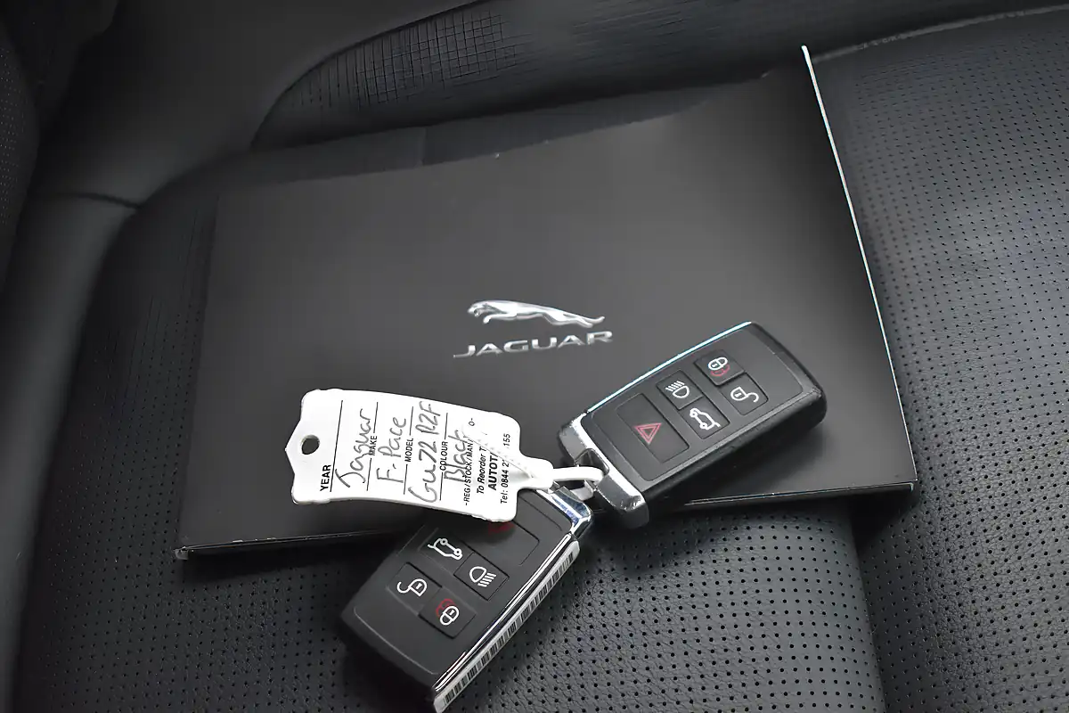 Used 2022 Jaguar F-Pace R-Dynamic S Santorini Black - Interior and Exterior details 18