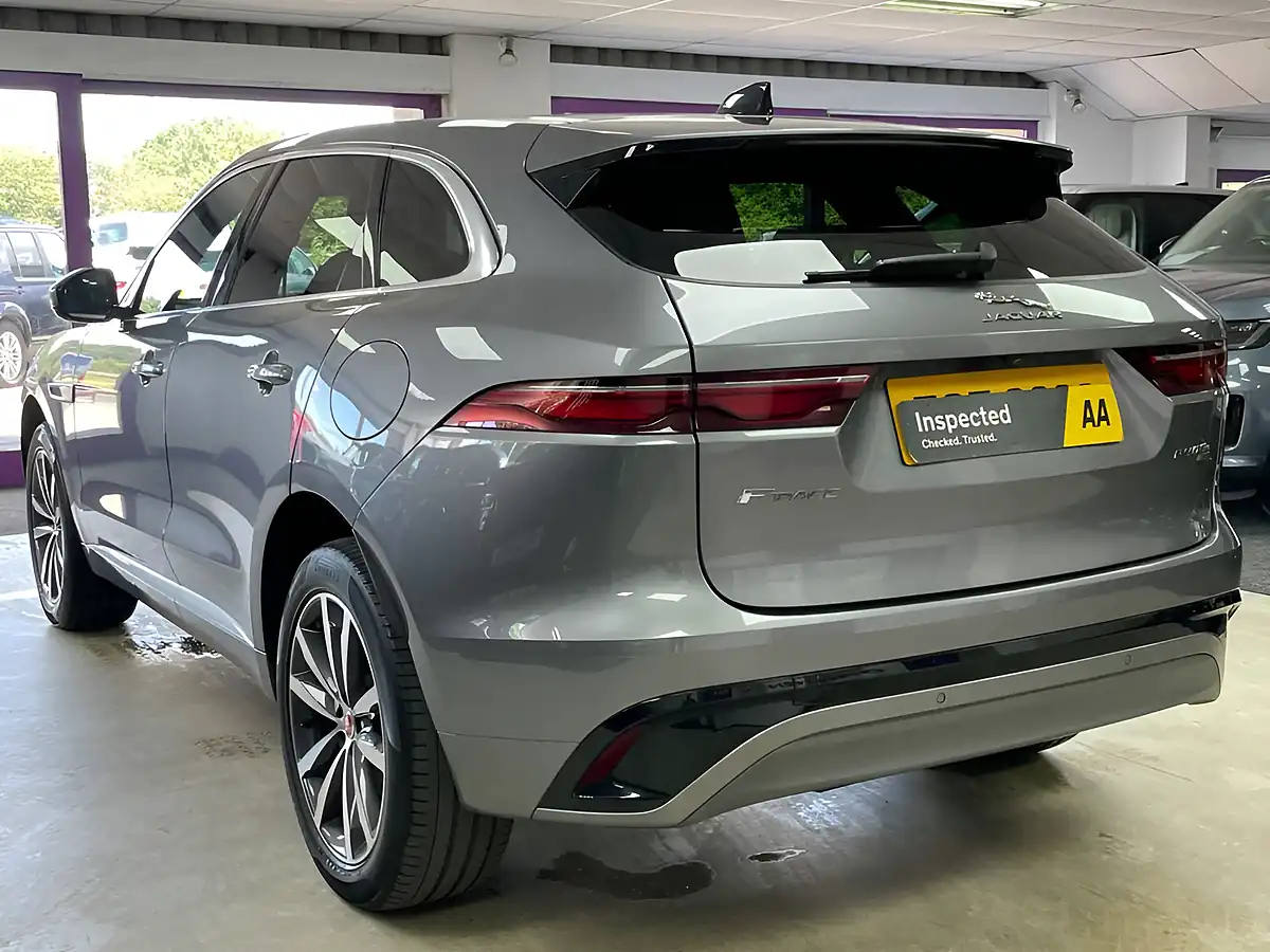 Used 2022 Jaguar F-Pace R-Dynamic Se Grey - Interior and Exterior details 8