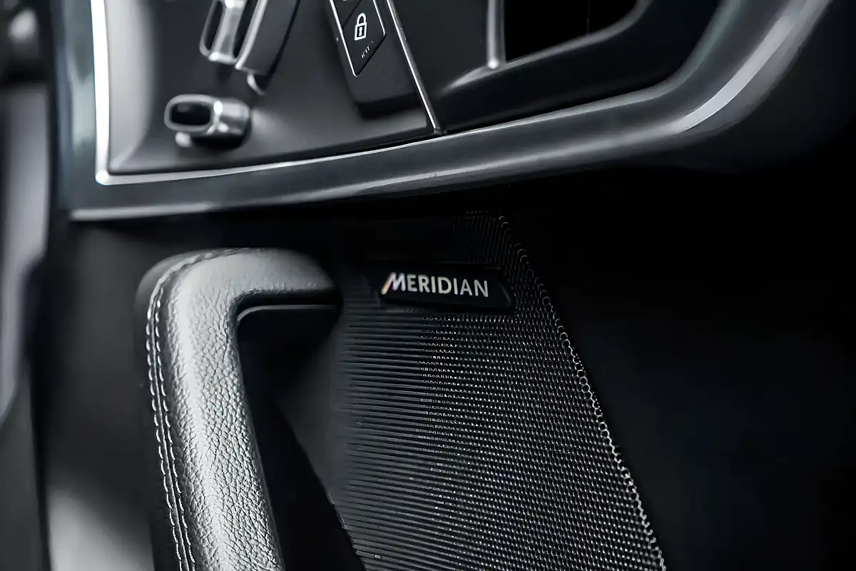 Used 2022 Jaguar F-Type R-Dynamic Grey - Interior and Exterior details 15
