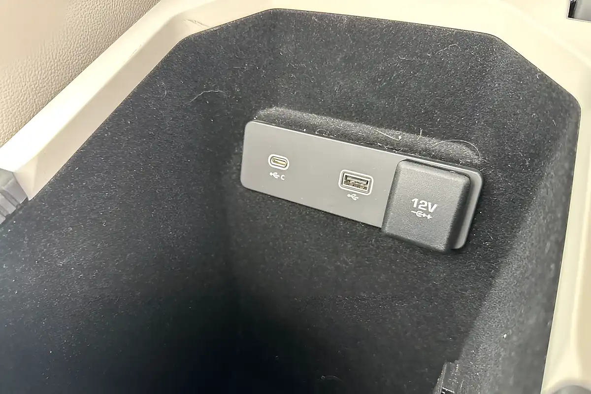 Used 2022 Jaguar I-Pace Black Eiger Grey - Interior and Exterior details 15