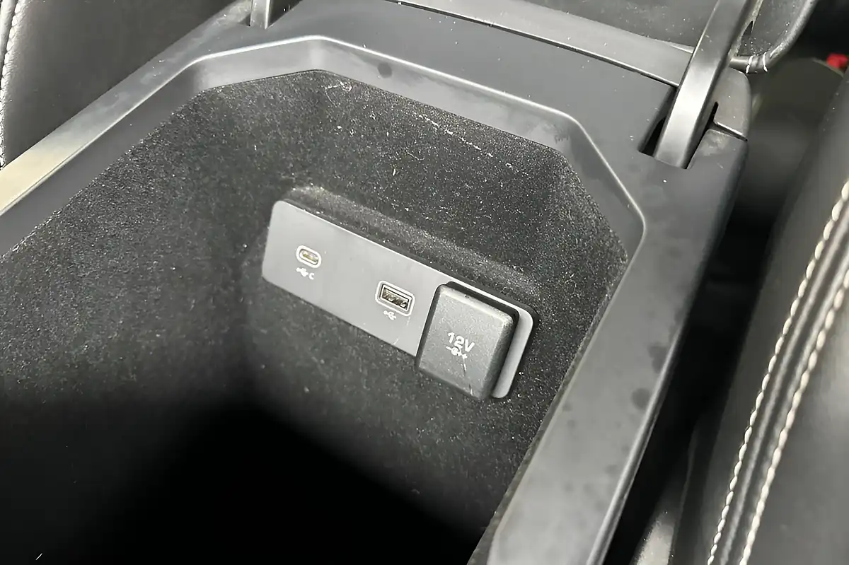 Used 2022 Jaguar I-Pace Hse Black Borasco Grey - Interior and Exterior details 14