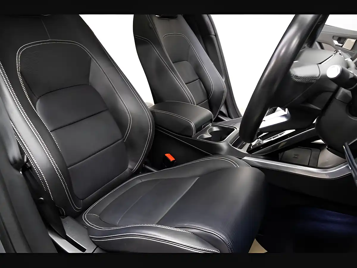 Used 2022 Jaguar I-Pace Hse Black Silver - Interior and Exterior details 11