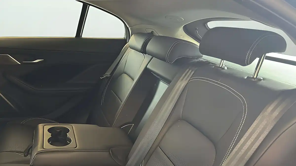 Used 2022 Jaguar I-Pace Se Black - Interior and Exterior details 16
