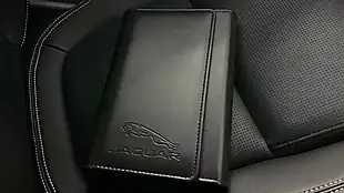 Used 2022 Jaguar I-Pace Se Black - Interior and Exterior details 17