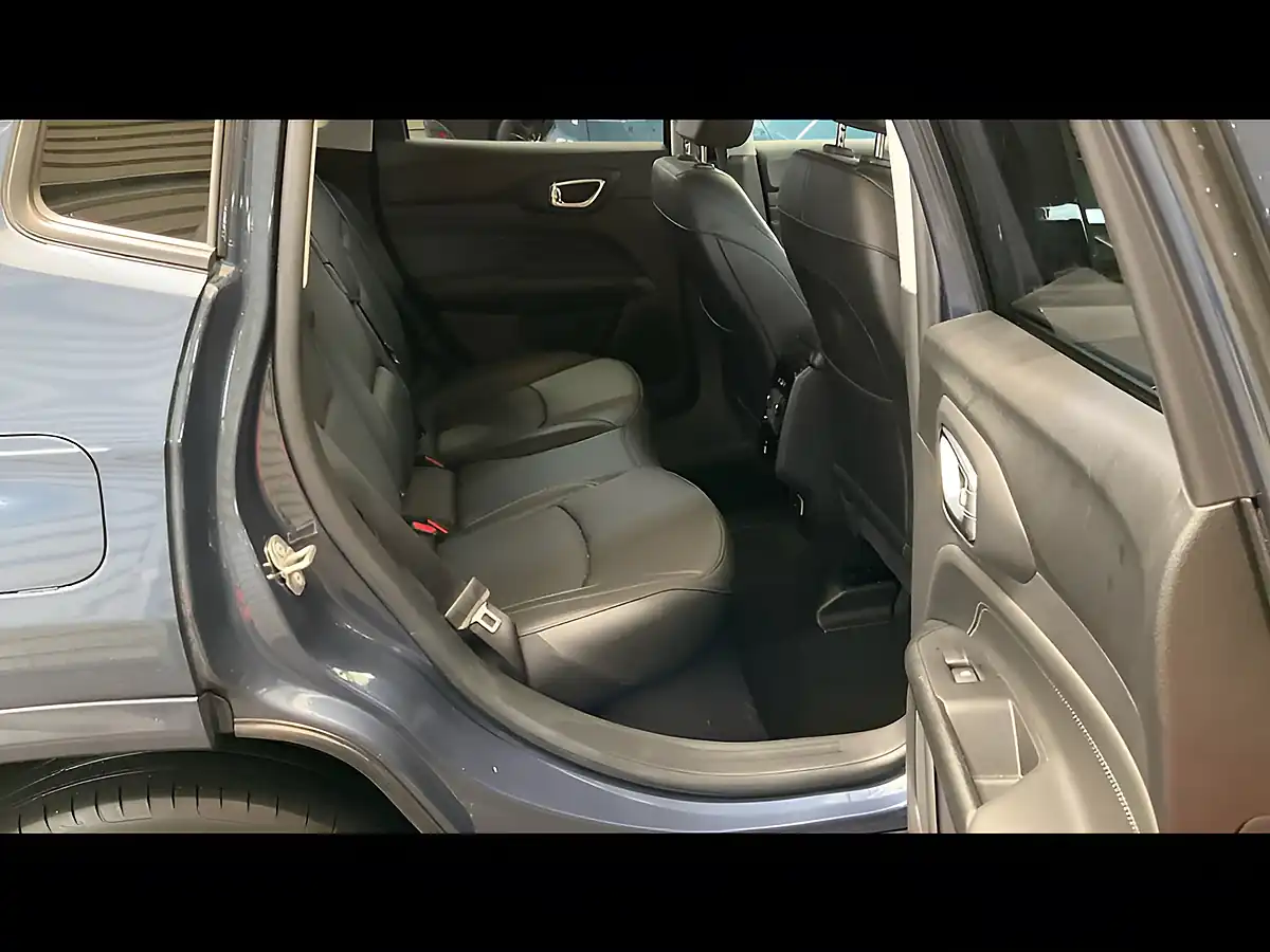 Used 2022 Jeep Compass S Blue - Interior and Exterior details 10