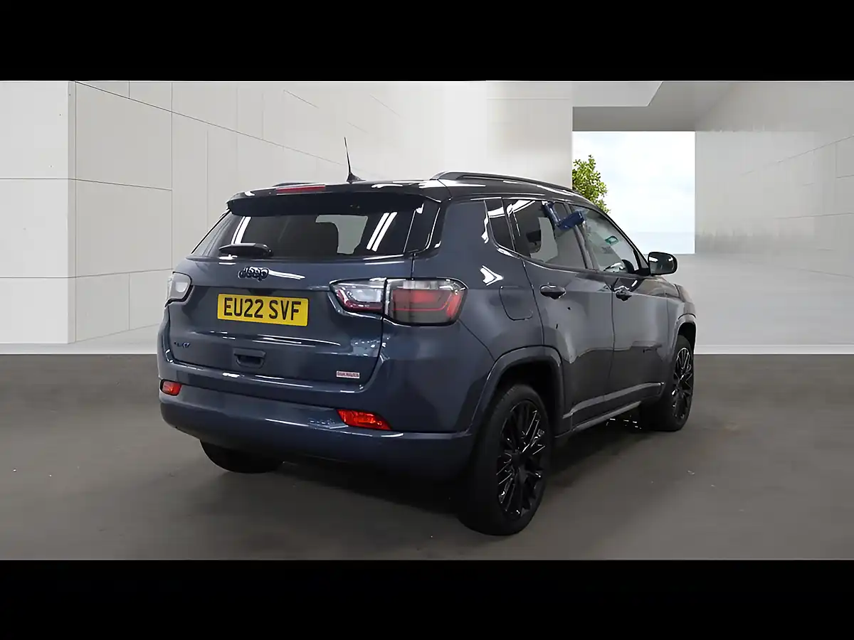 Used 2022 Jeep Compass S Blue - Interior and Exterior details 4