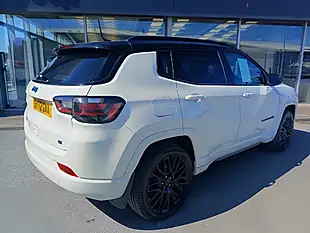 Used 2022 Jeep Compass S White - Interior and Exterior details 5