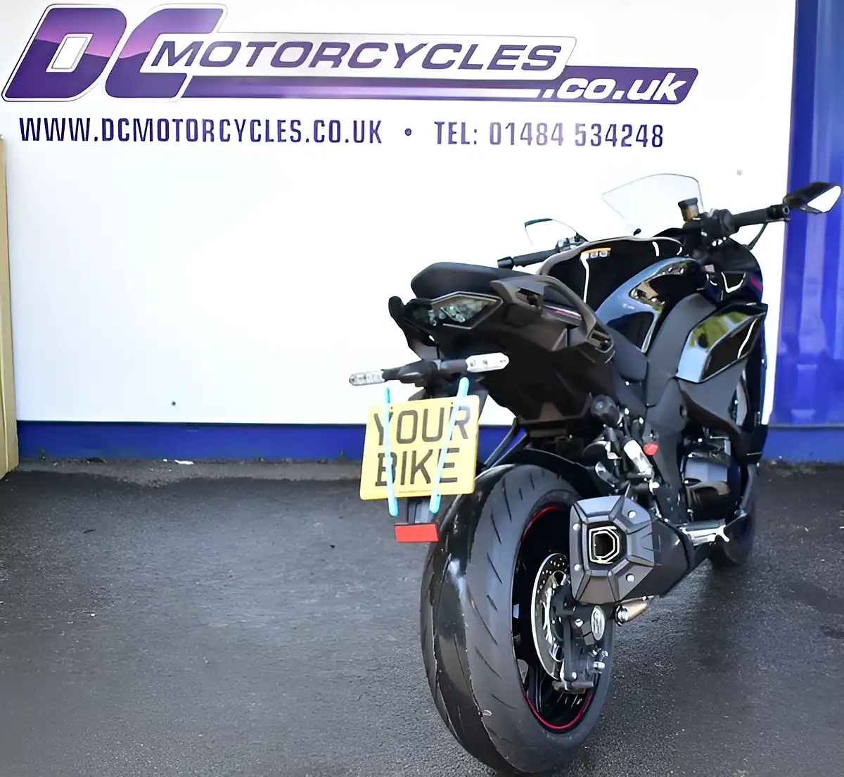 Used 2022 Kawasaki Ninja 1000SX Sports Tourer Grey - Interior and Exterior details 9