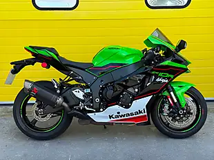 Used 2022 Kawasaki Ninja ZX-10R Krt Edition Green - Interior and Exterior details 2