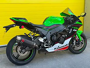 Used 2022 Kawasaki Ninja ZX-10R Krt Edition Green - Interior and Exterior details 4