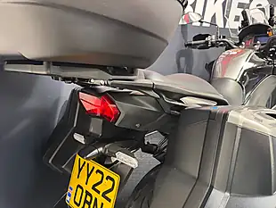 Used 2022 Kawasaki Versys 1000 S - Interior and Exterior details 12