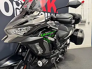Used 2022 Kawasaki Versys 1000 S - Interior and Exterior details 16