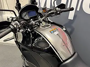 Used 2022 Kawasaki Versys 1000 S - Interior and Exterior details 18