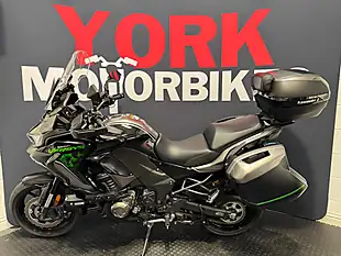 Used 2022 Kawasaki Versys 1000 S - Interior and Exterior details 2