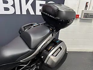 Used 2022 Kawasaki Versys 1000 S - Interior and Exterior details 20