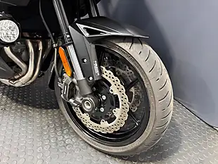 Used 2022 Kawasaki Versys 1000 S - Interior and Exterior details 8