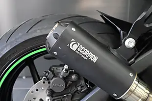 Used 2022 Kawasaki Z H2 Green Metallic - Interior and Exterior details 11