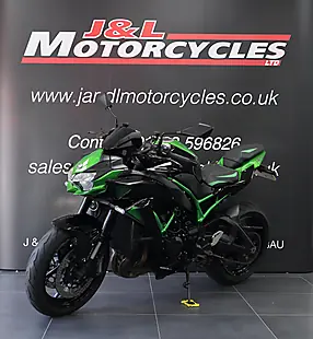 Used 2022 Kawasaki Z H2 Green Metallic - Interior and Exterior details 4