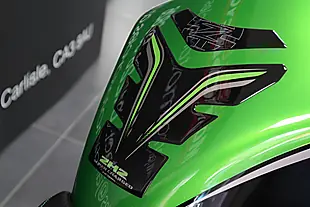 Used 2022 Kawasaki Z H2 Green Metallic - Interior and Exterior details 8