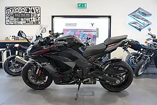 Used 2022 Kawasaki Z1000SX Black Edition Black Metallic - Interior and Exterior details 2