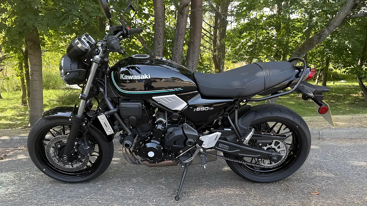 Used 2022 Kawasaki Z650RS Black - Interior and Exterior details 3
