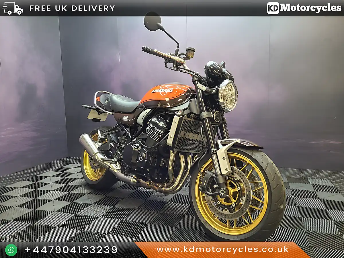 Used 2022 Kawasaki Z900 RS 50th Anniversary Brown - Front View