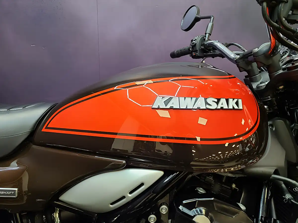 Used 2022 Kawasaki Z900 RS 50th Anniversary Brown - Interior and Exterior details 6