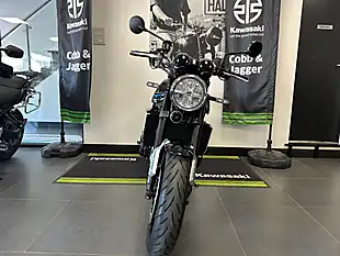 Used 2022 Kawasaki Z900 RS Black - Interior and Exterior details 10