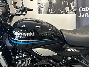 Used 2022 Kawasaki Z900 RS Black - Interior and Exterior details 15