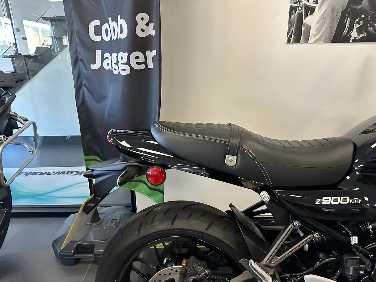 Used 2022 Kawasaki Z900 RS Black - Interior and Exterior details 3