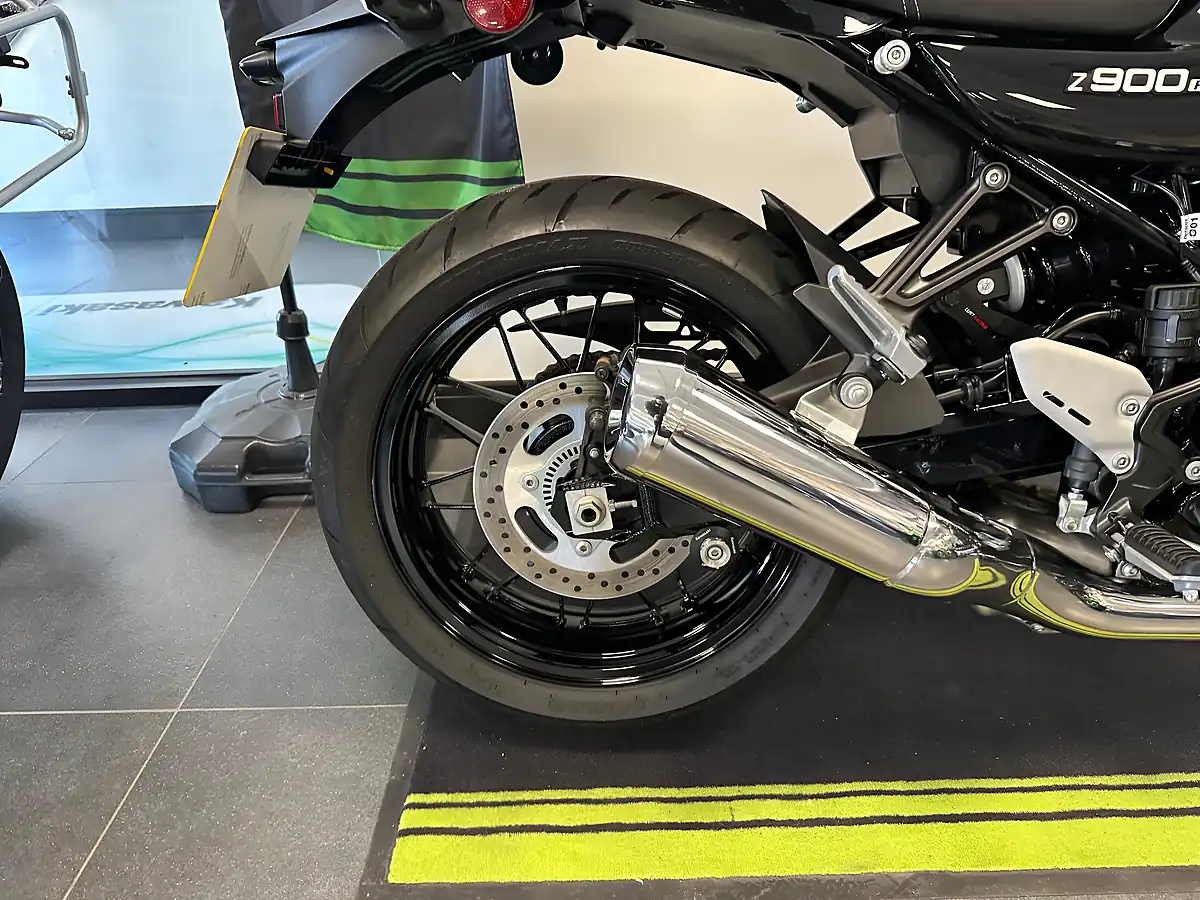Used 2022 Kawasaki Z900 RS Black - Interior and Exterior details 4