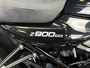 Used 2022 Kawasaki Z900 RS Modern Classic Black - Interior and Exterior details 13