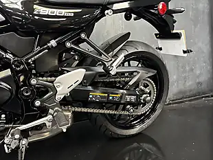 Used 2022 Kawasaki Z900 RS Modern Classic Black - Interior and Exterior details 18