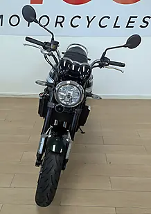 Used 2022 Kawasaki Z900 RS Modern Classic Green - Interior and Exterior details 17